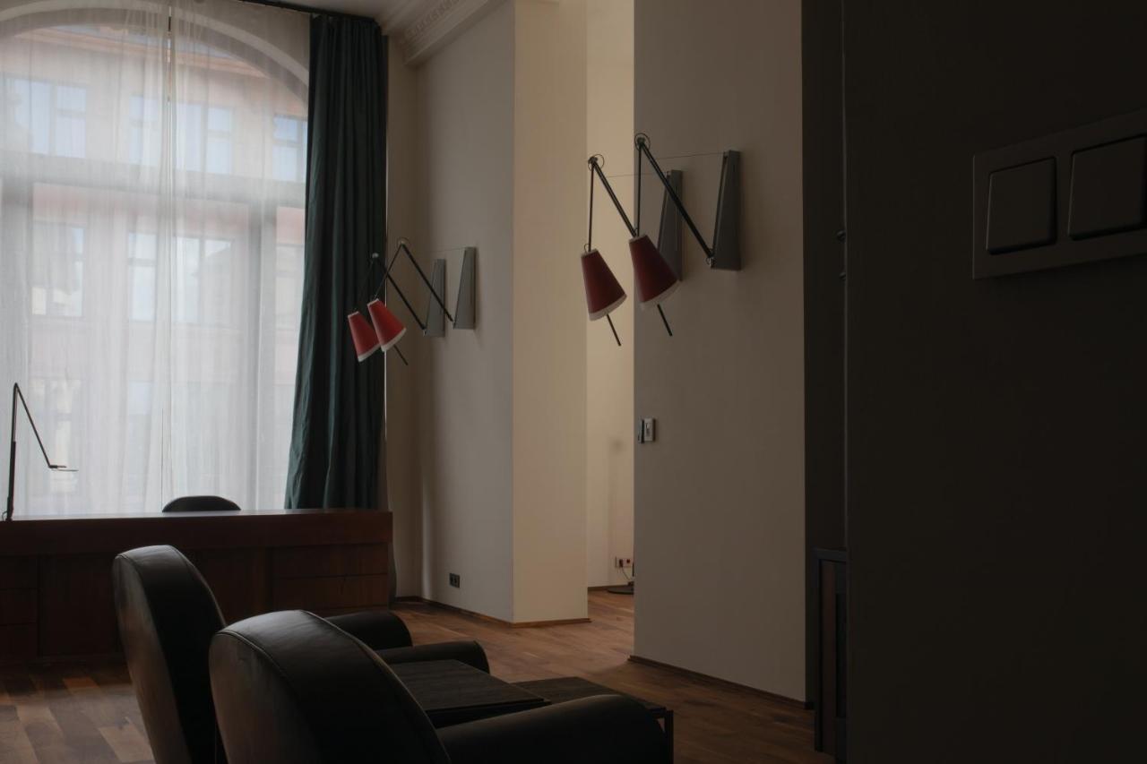 Hotel Monopol Wroclaw Dış mekan fotoğraf A room in the German National Museum of Music